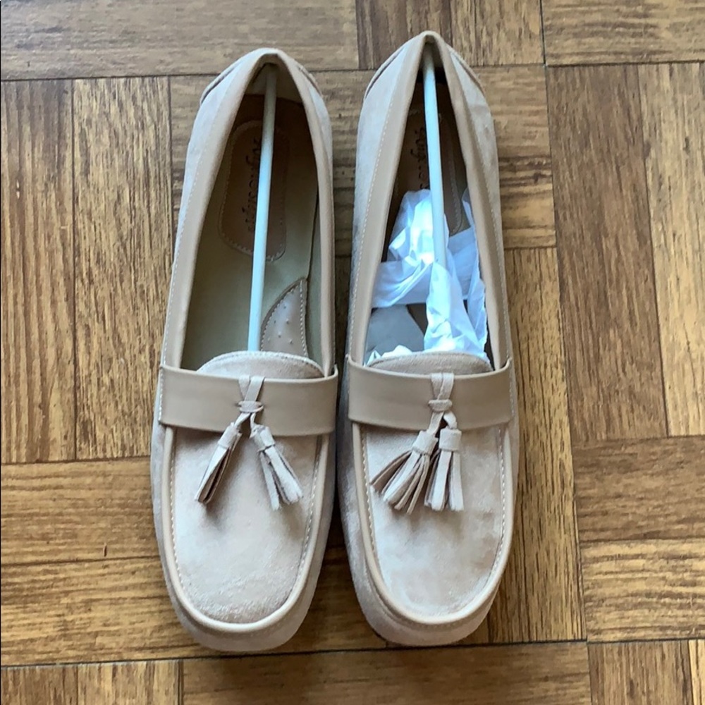 NEW Women’s Loafers